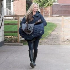 LeMieux Loire Classic Close Contact Square Saddle Pad -Lemieux Store 33261 navy lifestyle 1