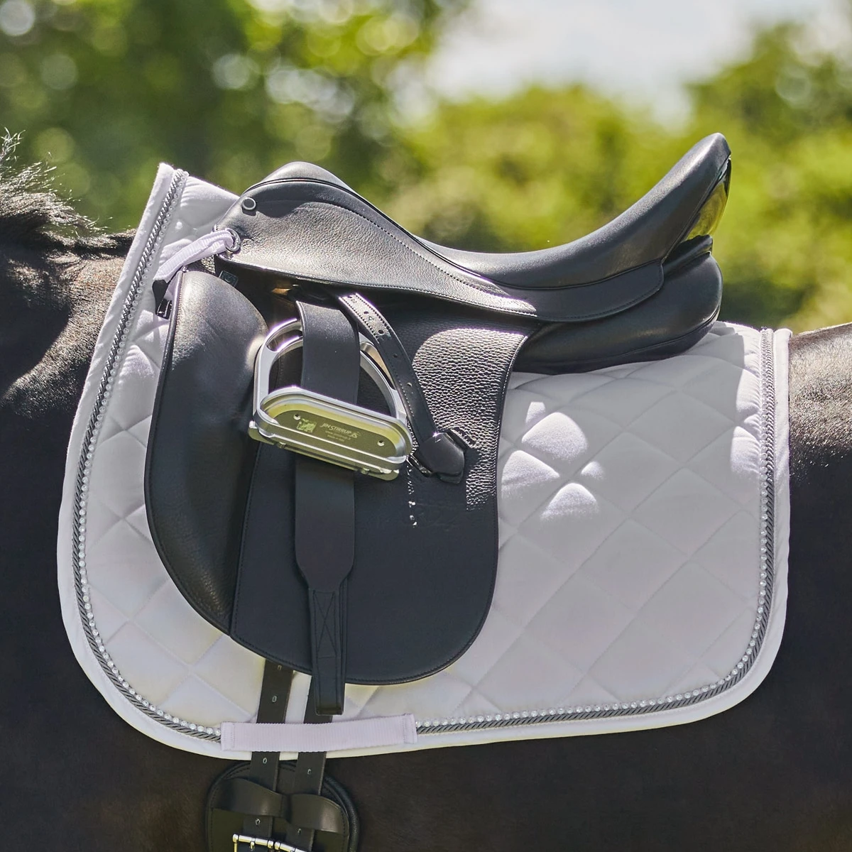 SmartPak Deluxe Dressage Competition Saddle Pad II 3 SmartPak Deluxe Dressage Competition Saddle Pad II - Image 3